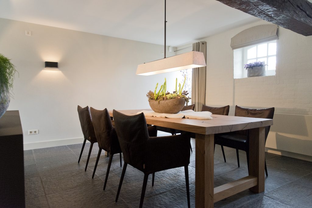 4273 - Building Colours